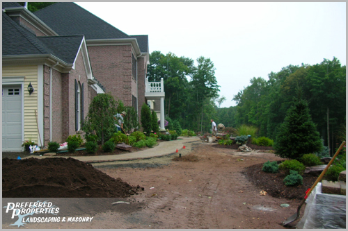 CT Landscaping featured 04 shrubs, mulch featured 04